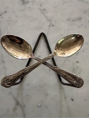 Fabulous Vintage Anthropologie Style Silver plated recipe book or napkin holder
